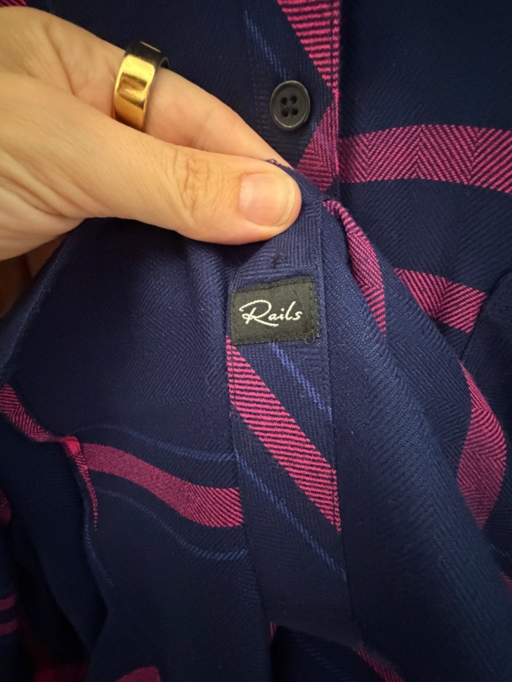 RAILS Hunter Top | Navy Lipstick | Size L - Picture 6 of 13